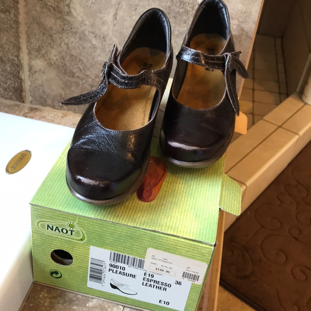 NAOT Pleasure shoes